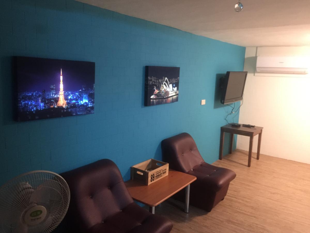 Отель Traveler Station Гаосюн Экстерьер фото